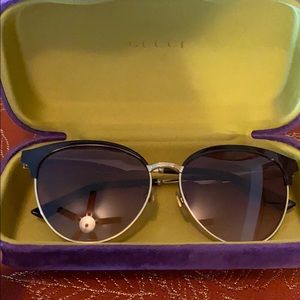 Gucci sunglasses